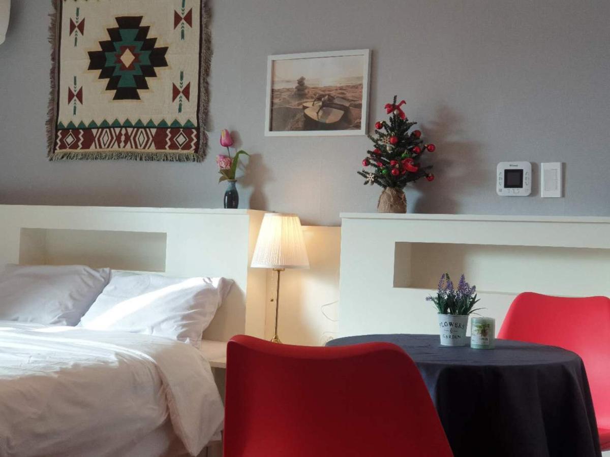 HY Choi Hostel Seogwipo-stad Buitenkant foto